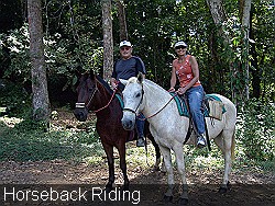 Couple-Horseback-Riding