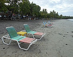 manuel-anotnio-beach-chairs