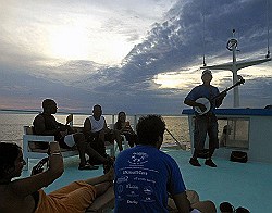 catamaran-banjo-music